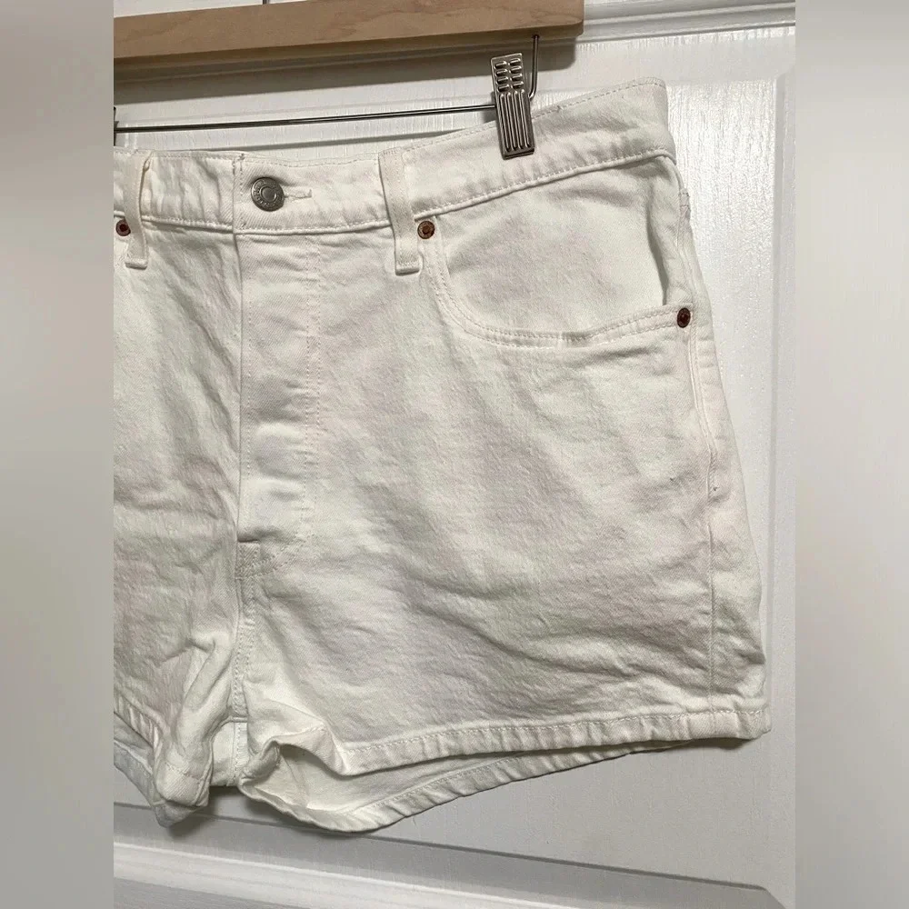 LEVI’S 501  Denim Shorts - Picture 4 of 8